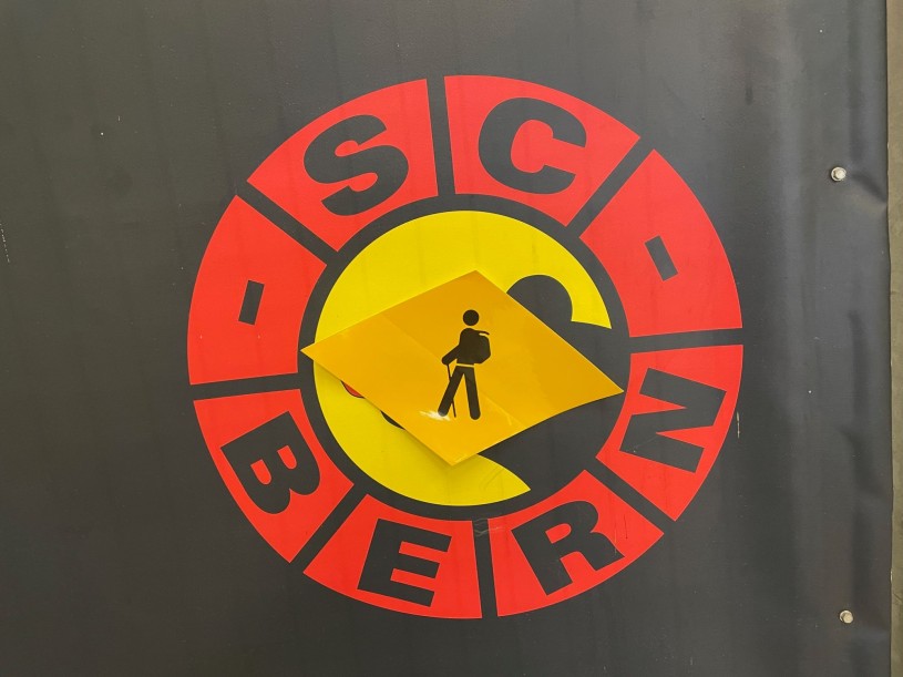 SCB Logo gelb