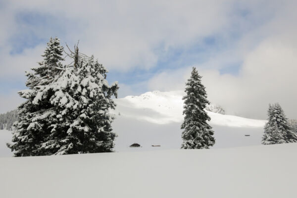 La crête du Bäderegg sous la neige