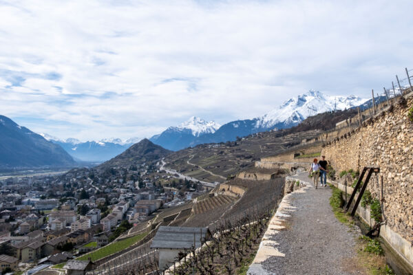 Entlang der Bisse de Clavau bei Sion