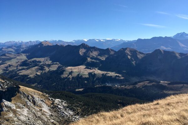 Weitblick über dem Brienzersee