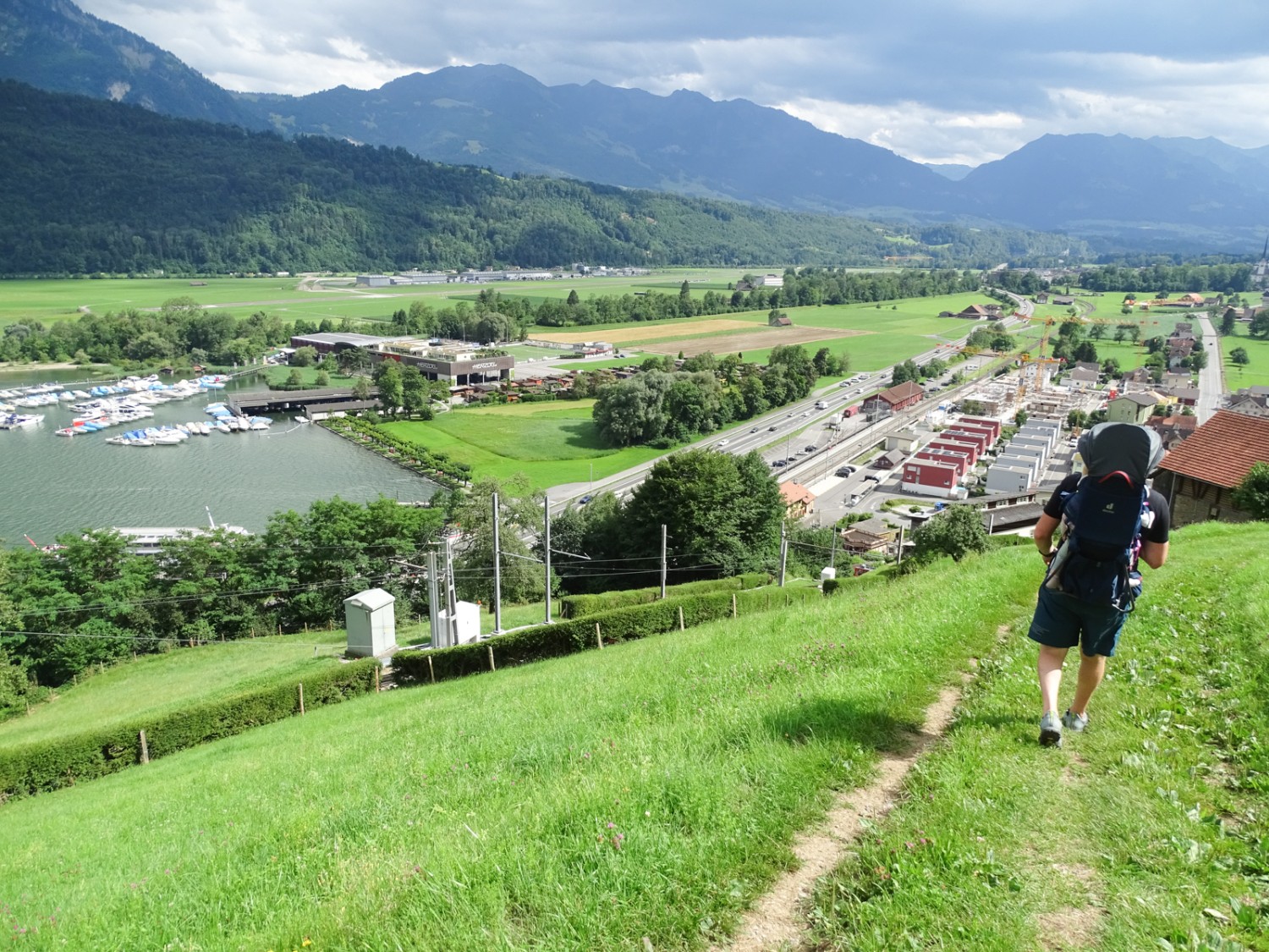 Kurz vor dem Ziel in Alpnachstad. Der See lockt. Bild: Daniela Rommel