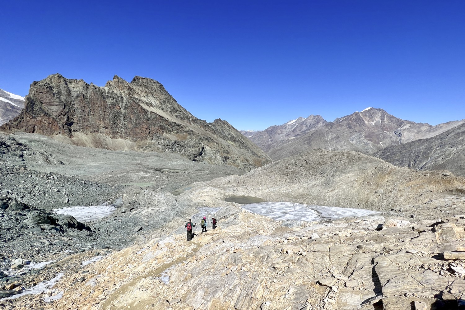 La petite descente au départ de la cabane Britannia. Photo: Pascal Bourquin