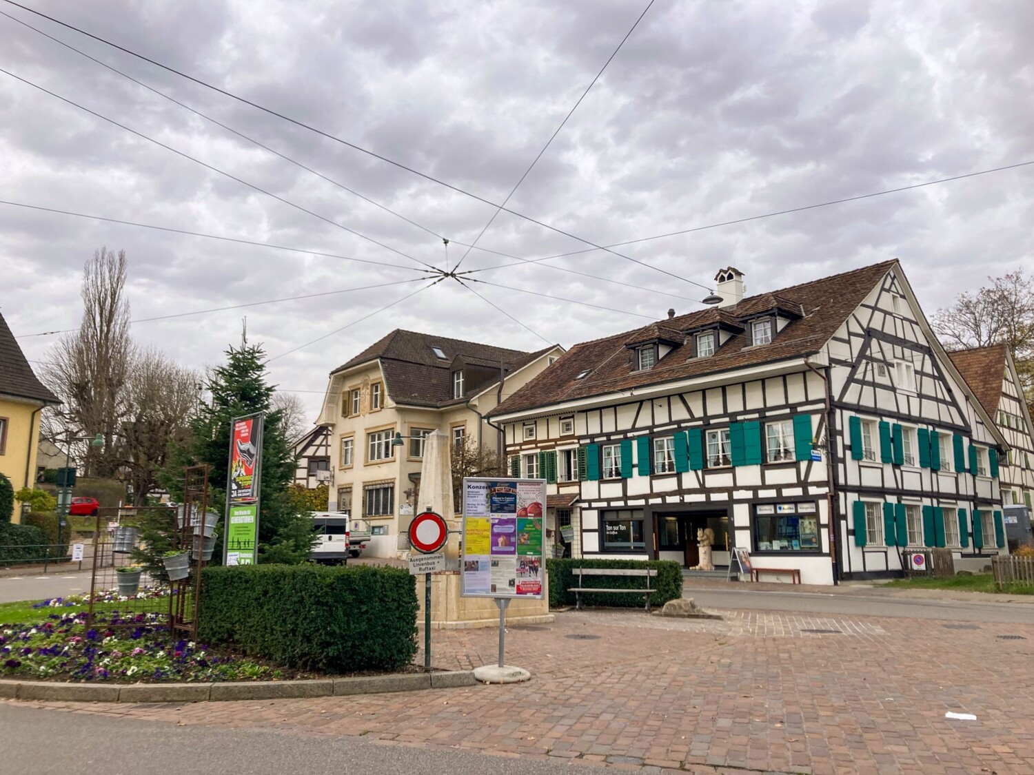 Allschwil est le point de départ de cette randonnée automnale.