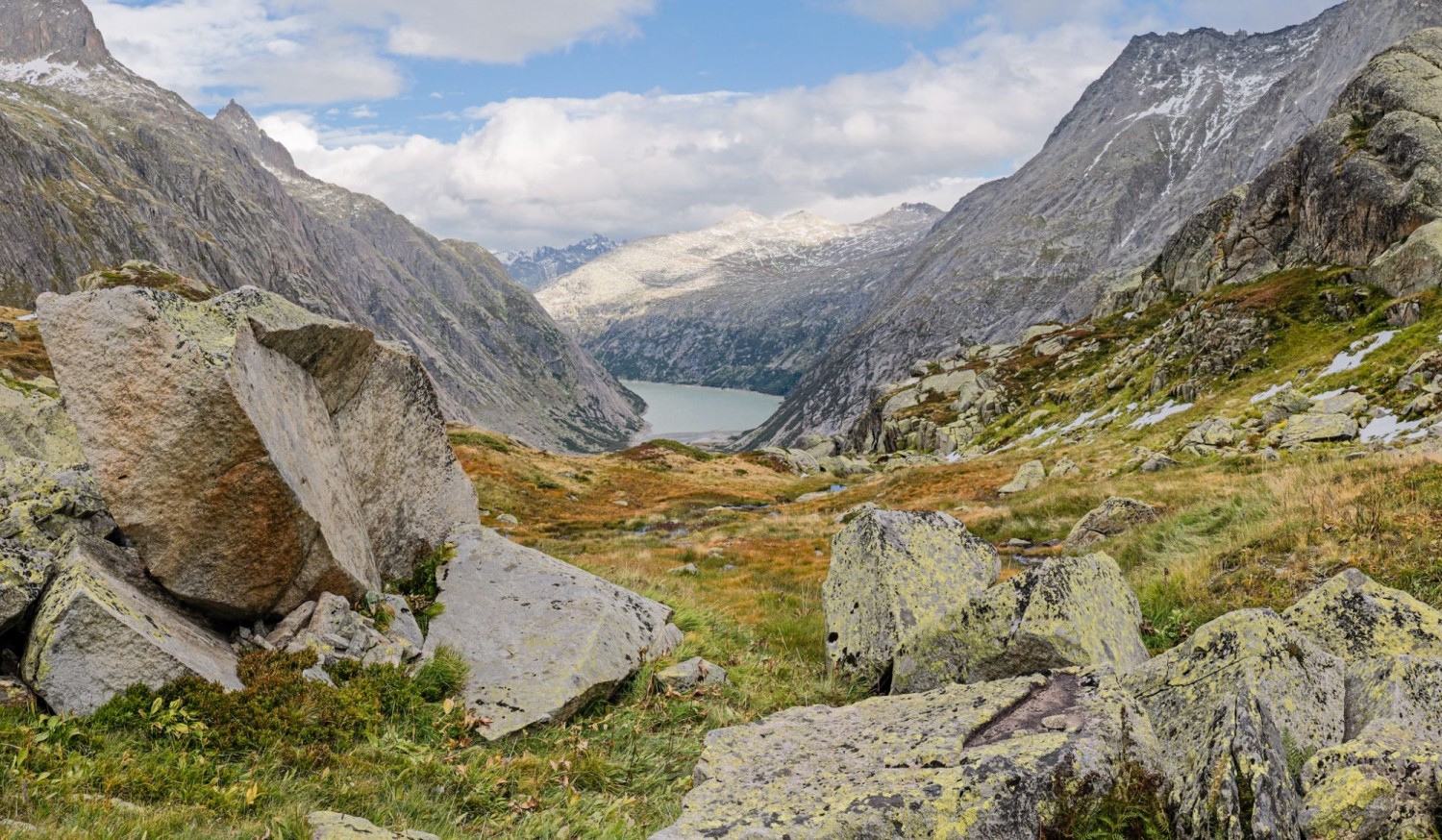 Deux jours dans le décor du glacier de l’Unteraar