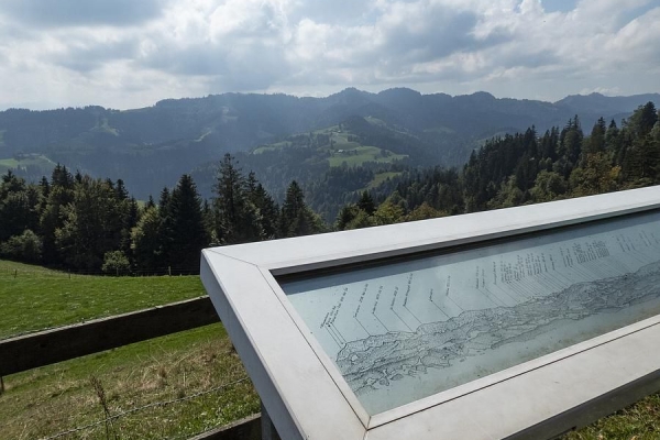 Flühlingswanderung zum Napf