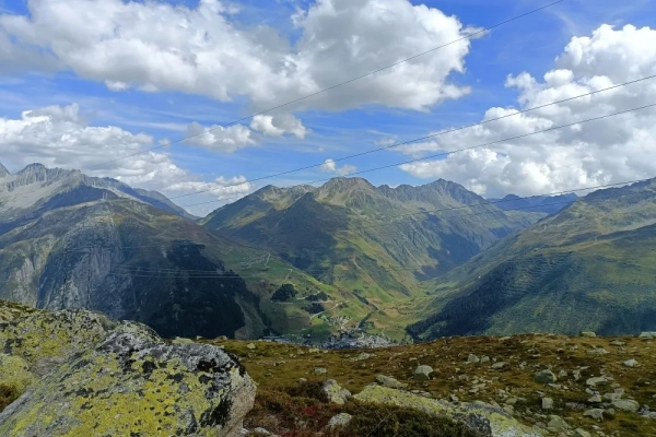 Schweizer Wandernacht - Sonnenaufgang auf dem Bäz ob Andermatt