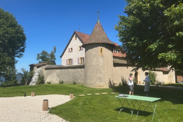 Zum Jagdschloss Raymontpierre