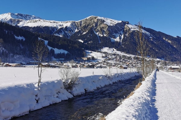 Ohne Steigung zu den Simmenfällen