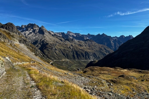 Erlebniswanderung - Mit dem Strahlner unterwegs im Sustengebiet-Steingletscher