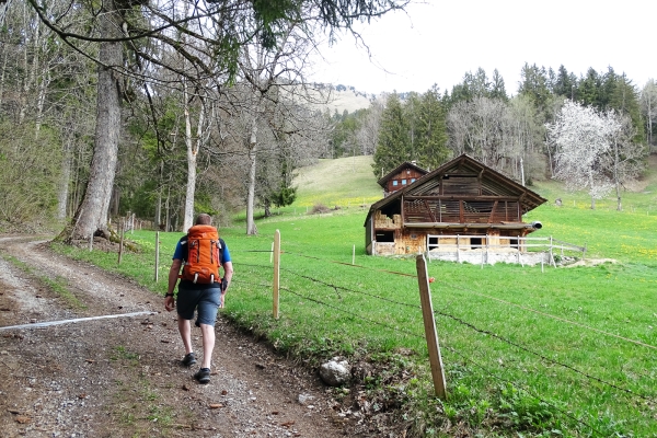 Grottes et bains dans le Simmental