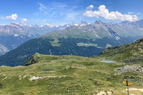 Panoramawanderung auf den Mont Rouge