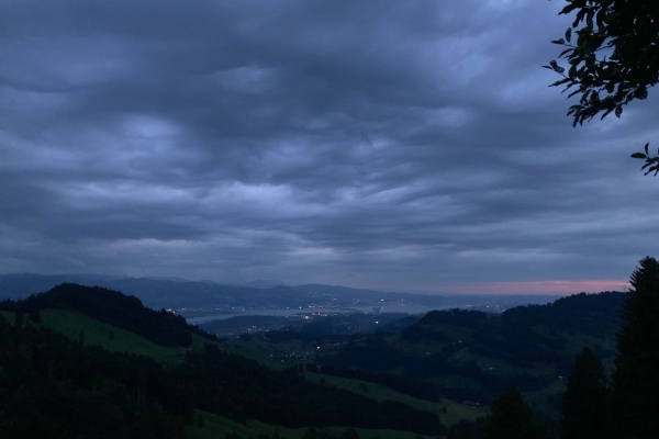 Atzmännig mit Panoramasicht SCHWEIZER WANDERNACHT