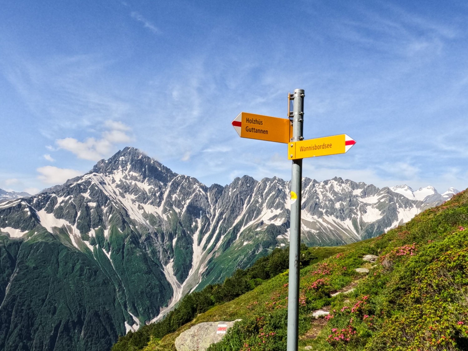 Aussichtsreiche Wanderung zum kristallklaren Wannisbortsee