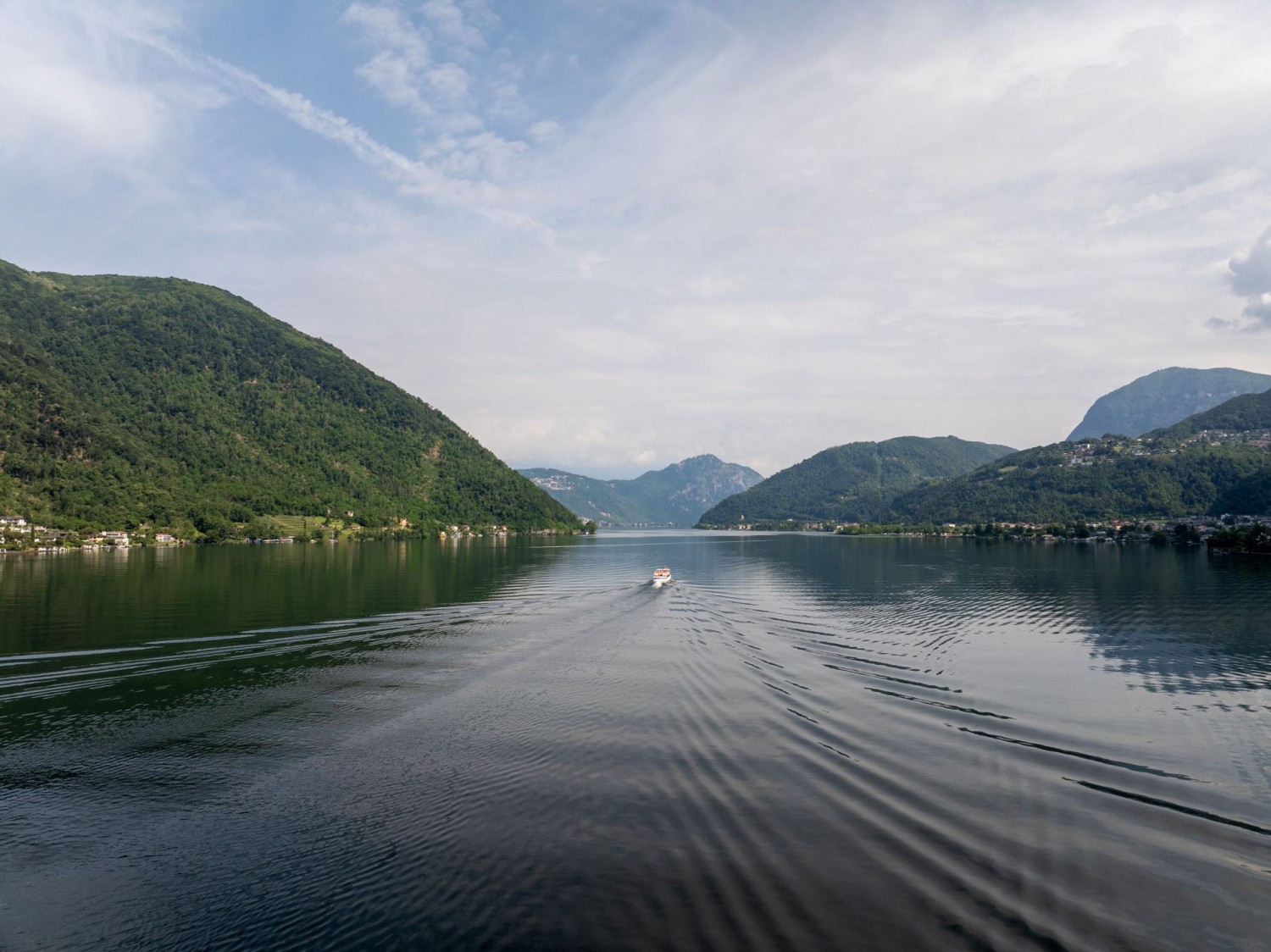 Blick auf den Luganersee. Ein toller Abschluss nach einer urbanen Wanderung.