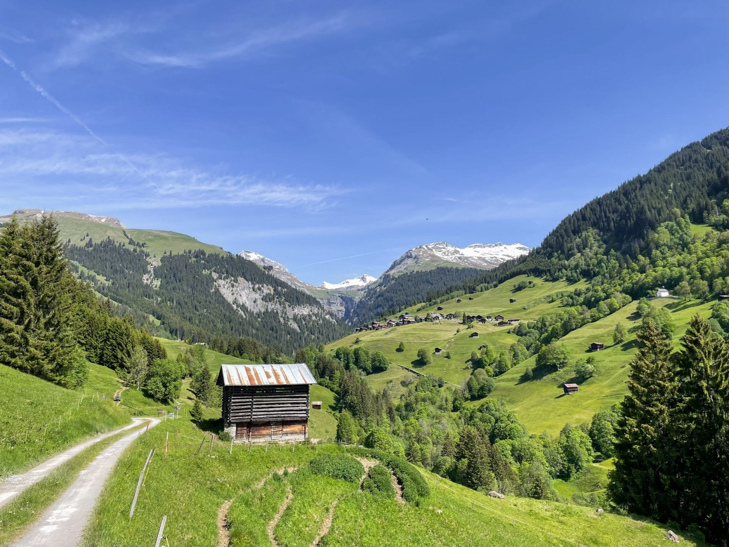Wanderweg in Richtung Lag da Pigniu.